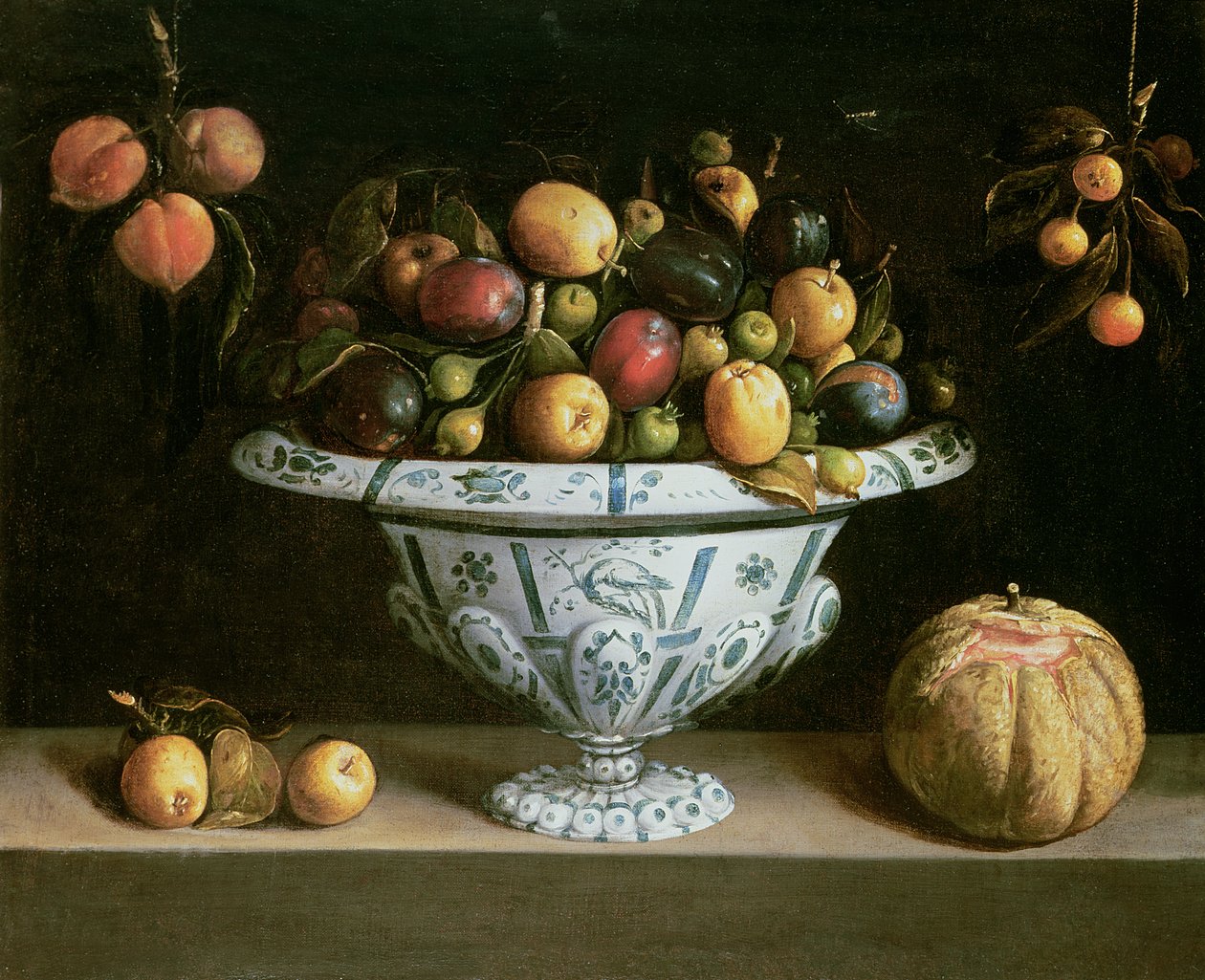 फिर भी एक नीले और सफेद कटोरे में फल का जीवन, c.1630 द्वारा स्पेनिश स्कूल