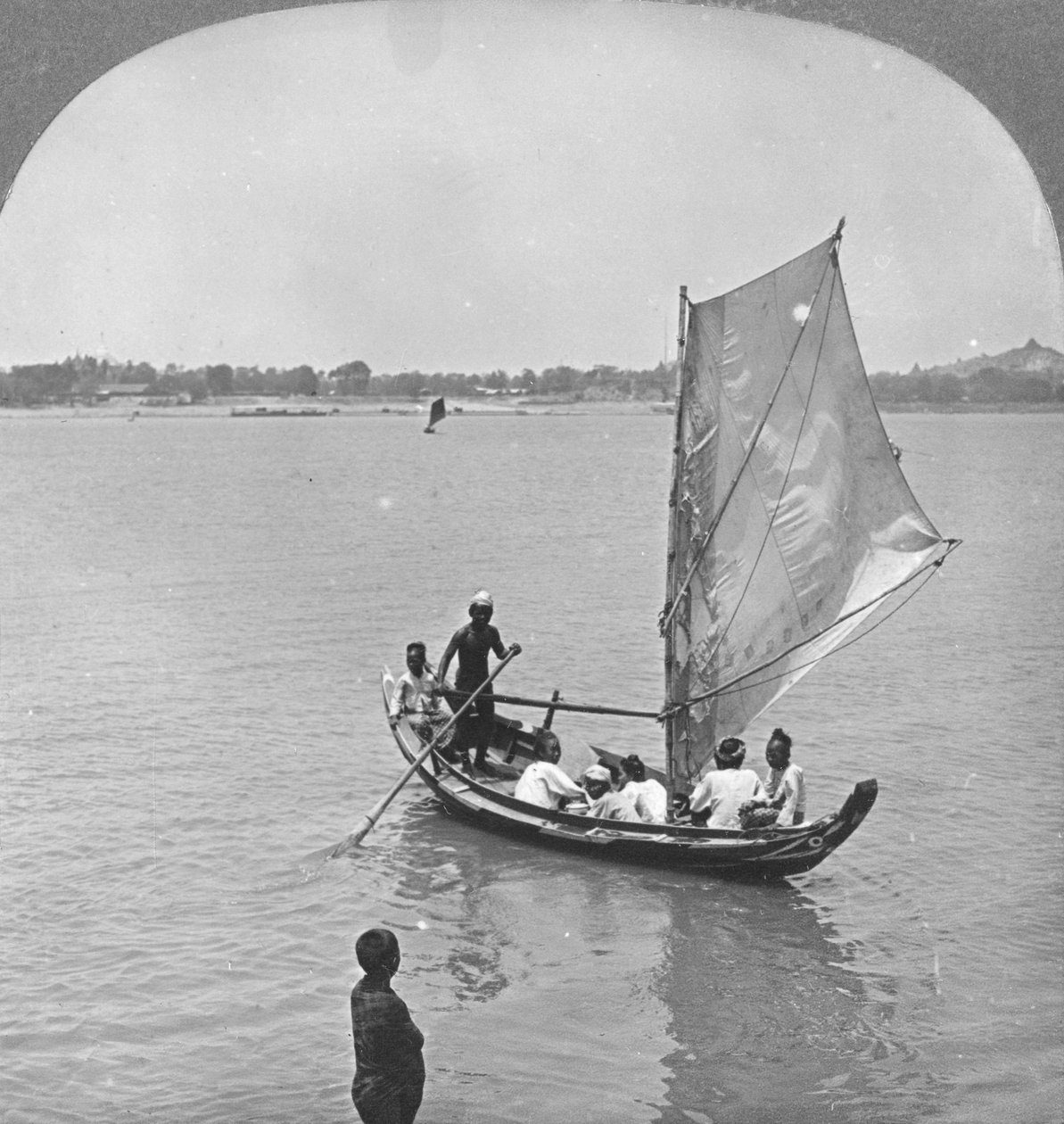 इरवाडी नदी पर एक नौकायन नाव, बर्मा, 1908 द्वारा स्टीरियो यात्रा सह
