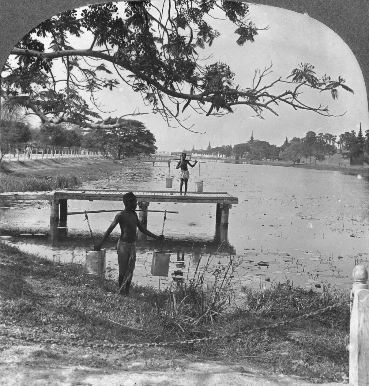 किले के पश्चिम की ओर, खाई, मंडालय, बर्मा, 1908 दिखाते हुए द्वारा स्टीरियो यात्रा सह