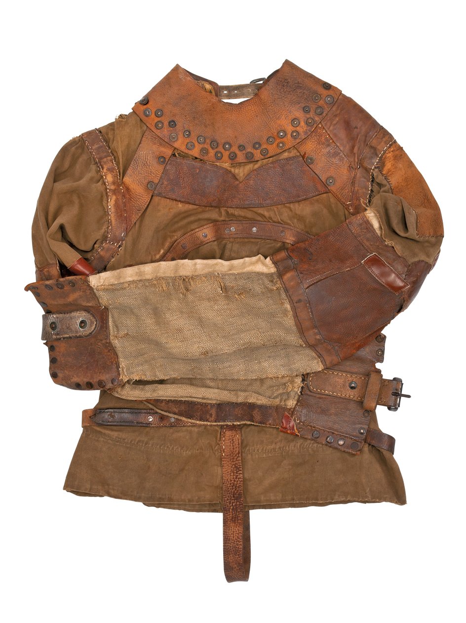 हैरी हॉदिनी के स्वामित्व वाले स्ट्रेटजैकेट, c.1915 (खाकी कैनवास, चमड़ा और धातु के छत्ते) द्वारा स्वानफेल्ट तम्बू और शामियाना कं।
