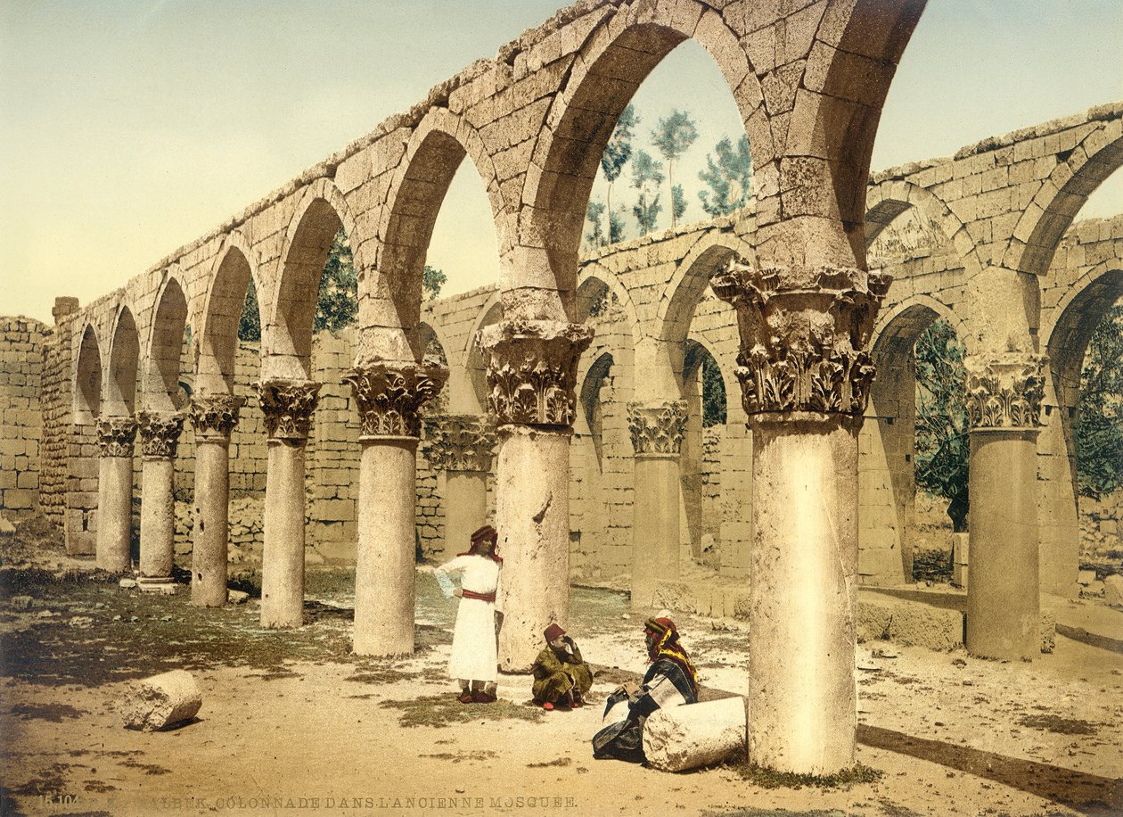 प्राचीन मस्जिद, बालबेक, c.1880-1900 (फोटोक्रोम) द्वारा स्विस फोटोग्राफर