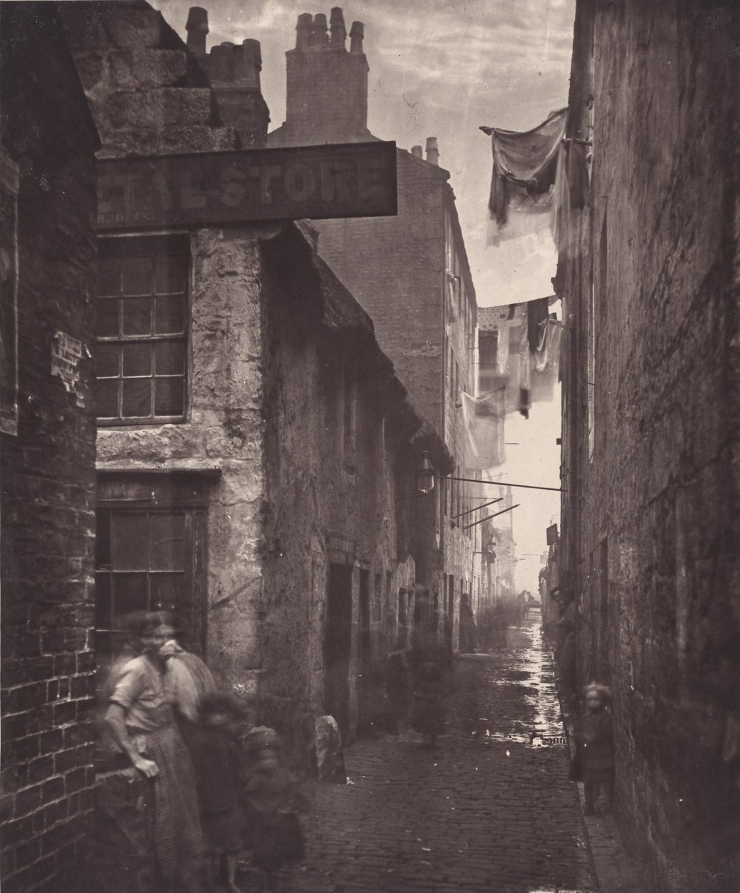 ओल्ड वेनेल, ऑफ हाई स्ट्रीट, 1868-1871। द्वारा थॉमस अन्नान