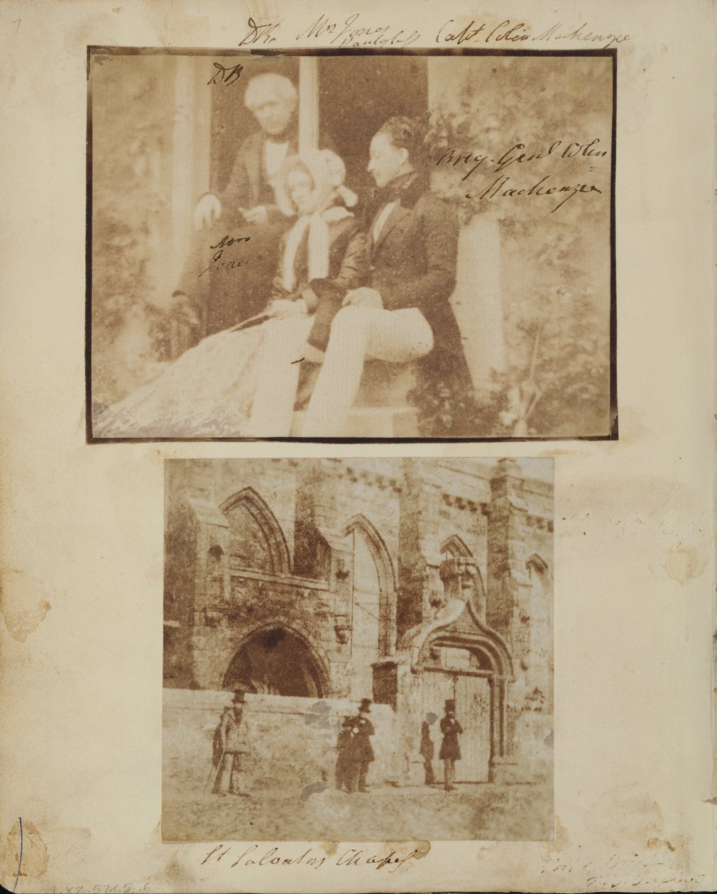 सर डेविड ब्रूस्टर, श्रीमती जोन्स, और ब्रिगेडियर ग्रेनियल कॉलिन मैकेंज़ी के साथ समूह चित्र द्वारा थॉमस रॉजर