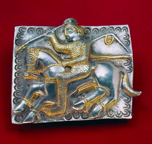 योद्धा के साथ पट्टिका, c.400-350 ईसा पूर्व (रजत) द्वारा Thracian
