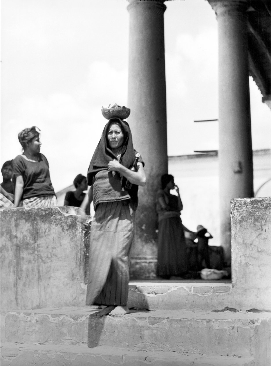 तेहुन्तेपेक, मेक्सिको में बाजार, 1929 द्वारा टीना मोडोटी
