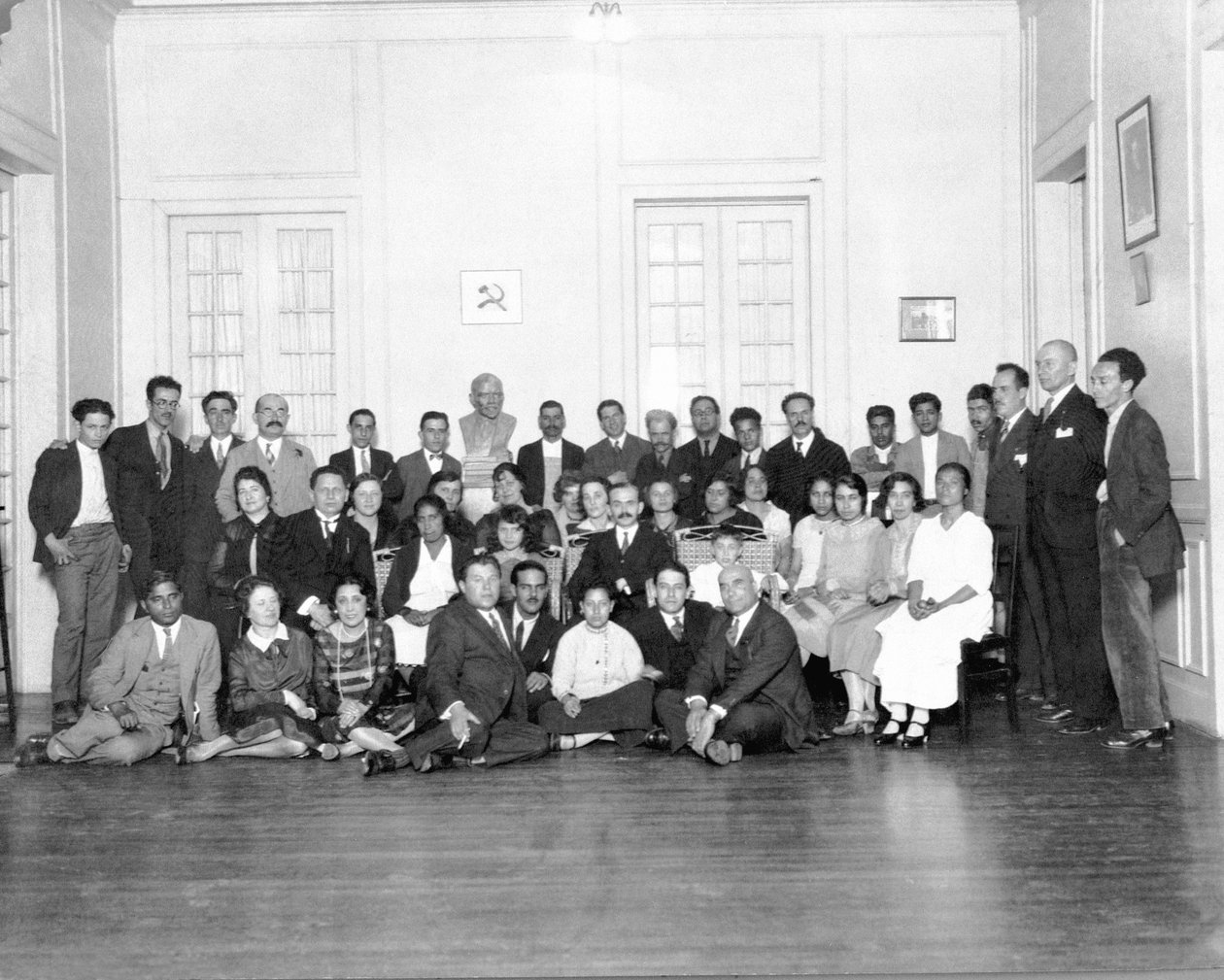सोवियत संघ, मेक्सिको सिटी, 1926 के दूतावास में रिसेप्शन द्वारा टीना मोडोटी