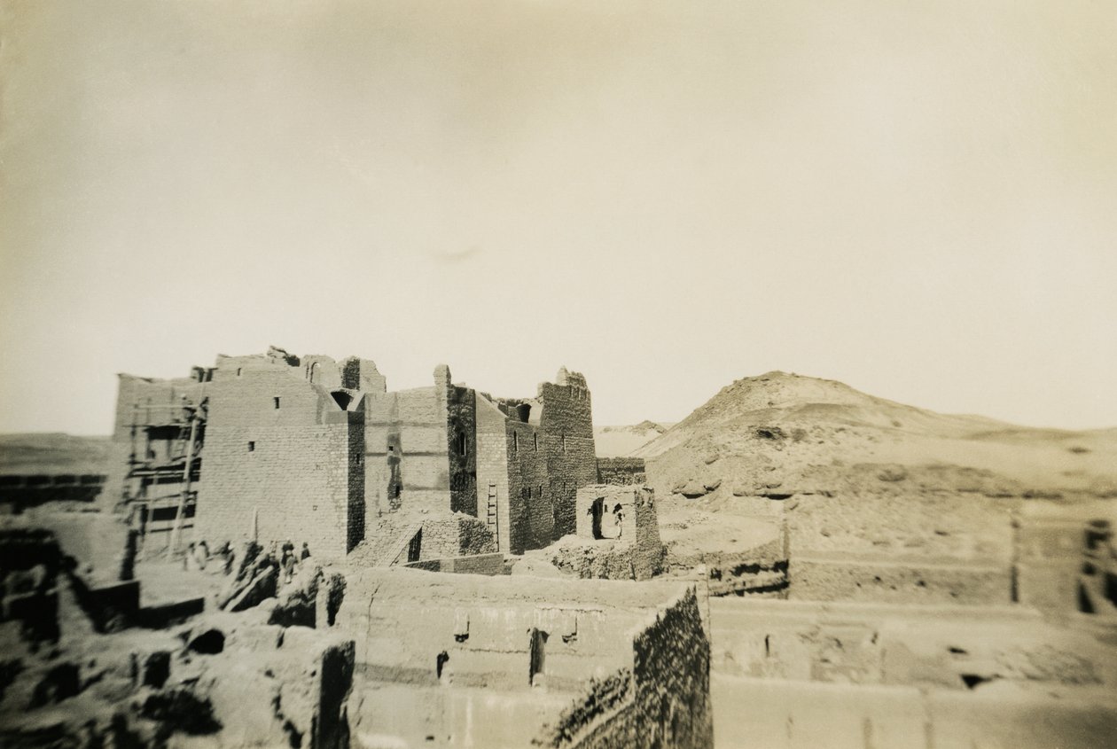  द्वारा उगो मोनेरेट डी विलार्ड