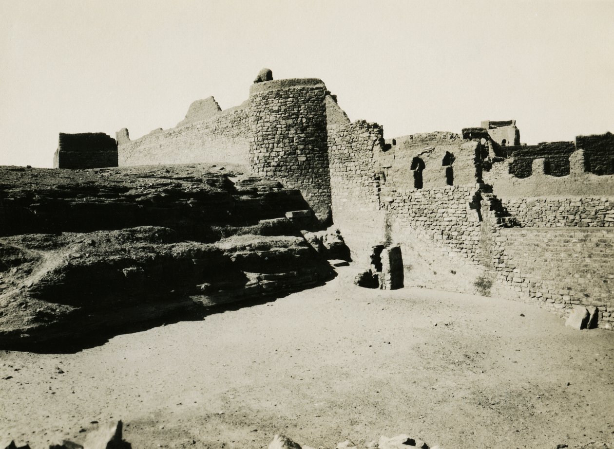  द्वारा उगो मोनेरेट डी विलार्ड