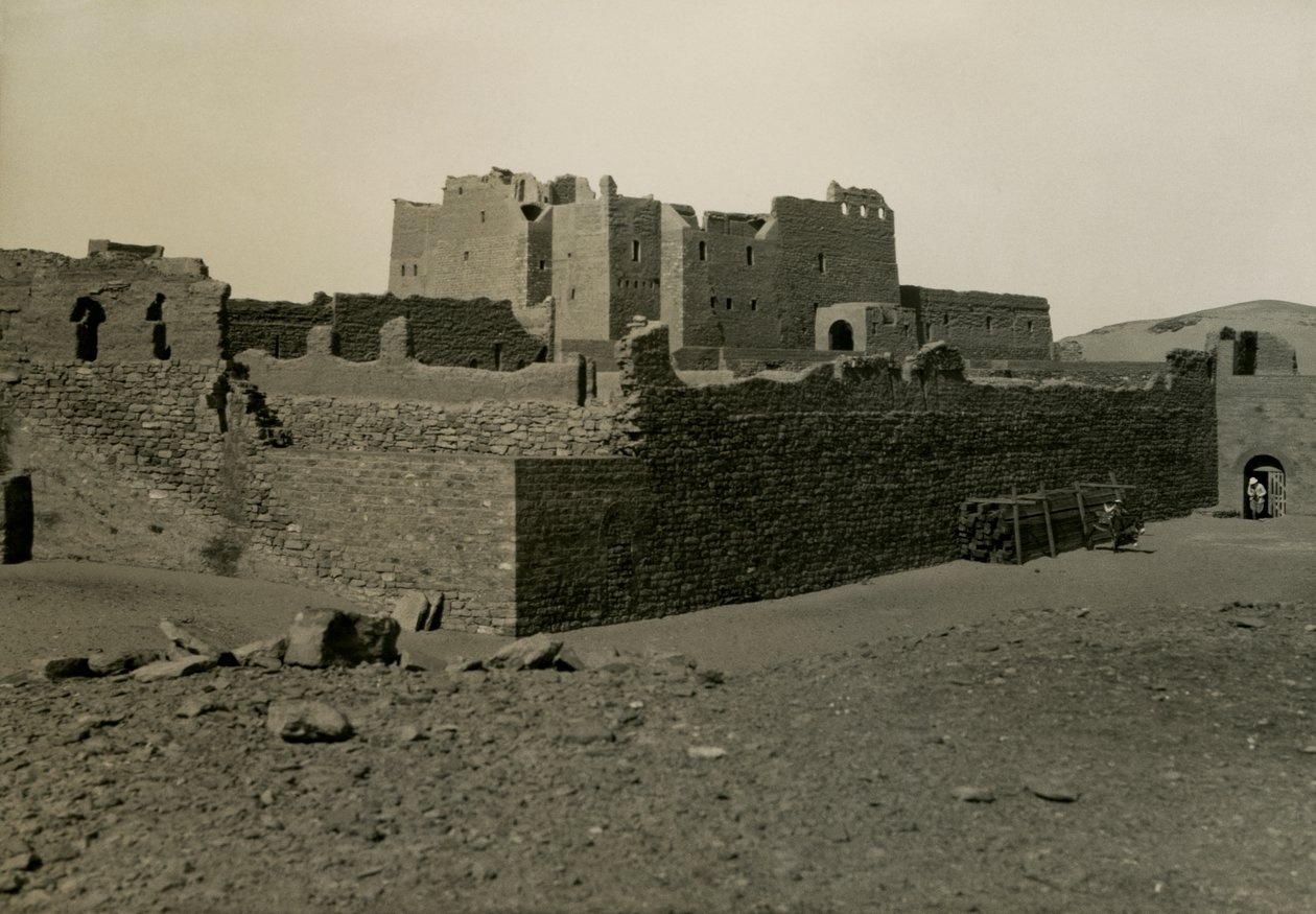  द्वारा उगो मोनेरेट डी विलार्ड