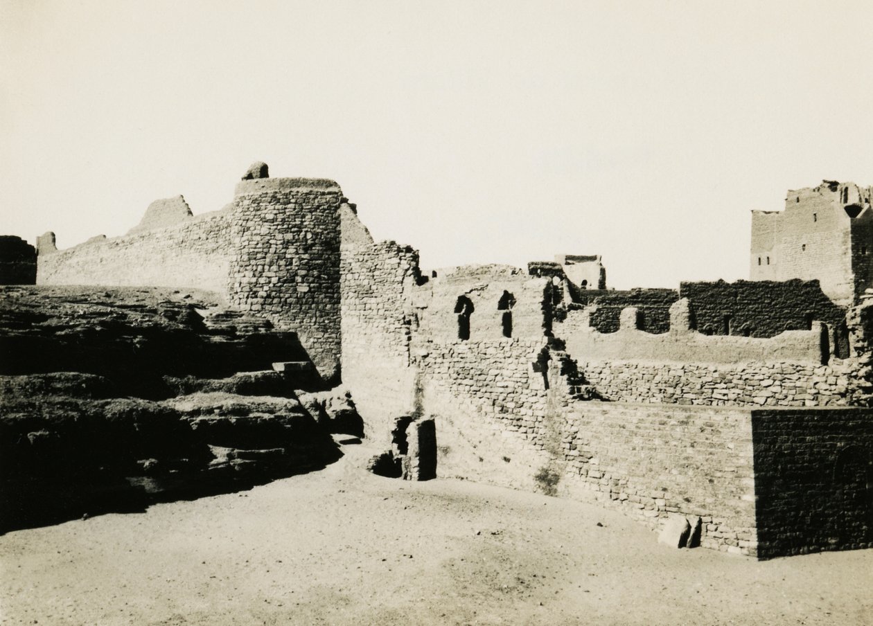  द्वारा उगो मोनेरेट डी विलार्ड