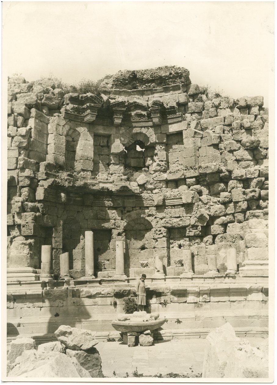  द्वारा उगो मोनेरेट डी विलार्ड