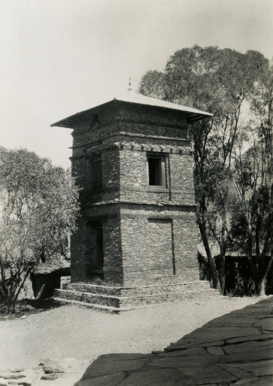  द्वारा उगो मोनेरेट डी विलार्ड