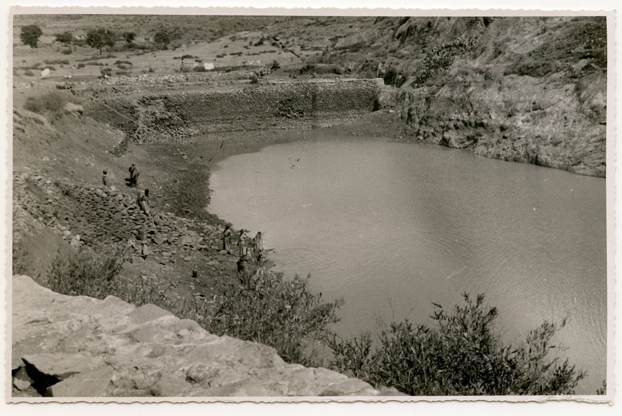  द्वारा उगो मोनेरेट डी विलार्ड
