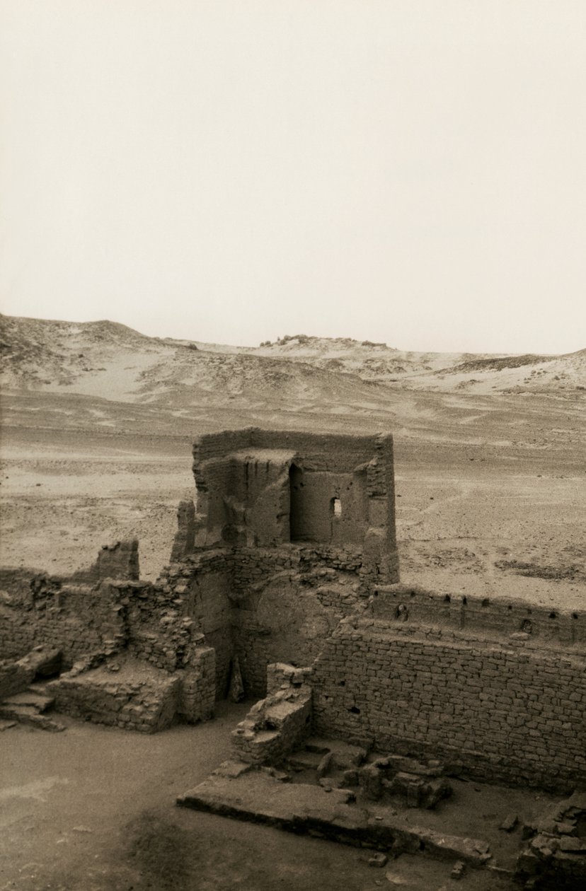  द्वारा उगो मोनेरेट डी विलार्ड