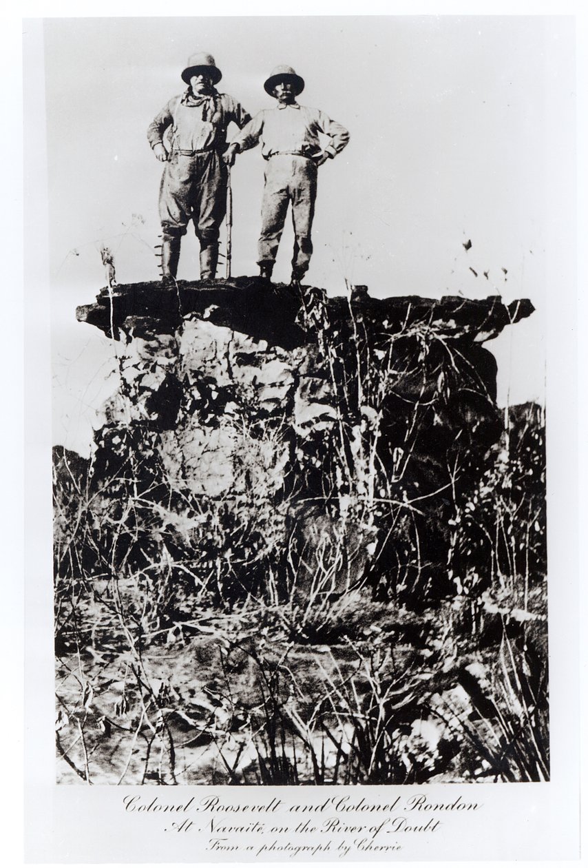 चेर्री, 1898 (वुडबरी प्रकार) की एक तस्वीर से, कर्बेल रूजवेल्ट और कर्नल रोंडान ने डाउट नदी पर, नवाटी में द्वारा अज्ञात अज्ञात