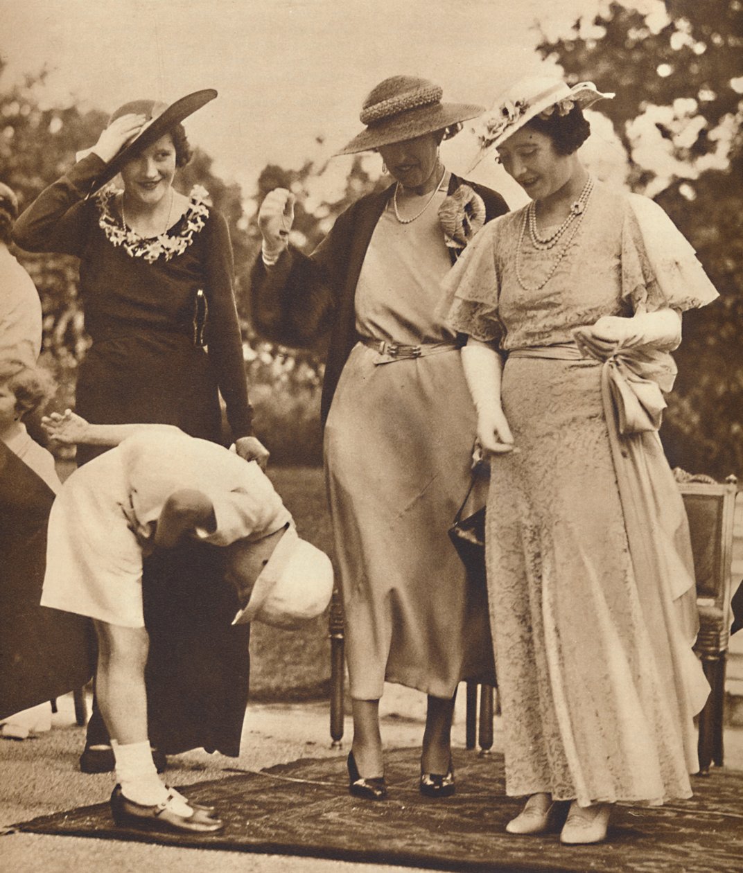 और वह अपनी टोपी भूल गया !, c1930s, 1937 द्वारा अज्ञात