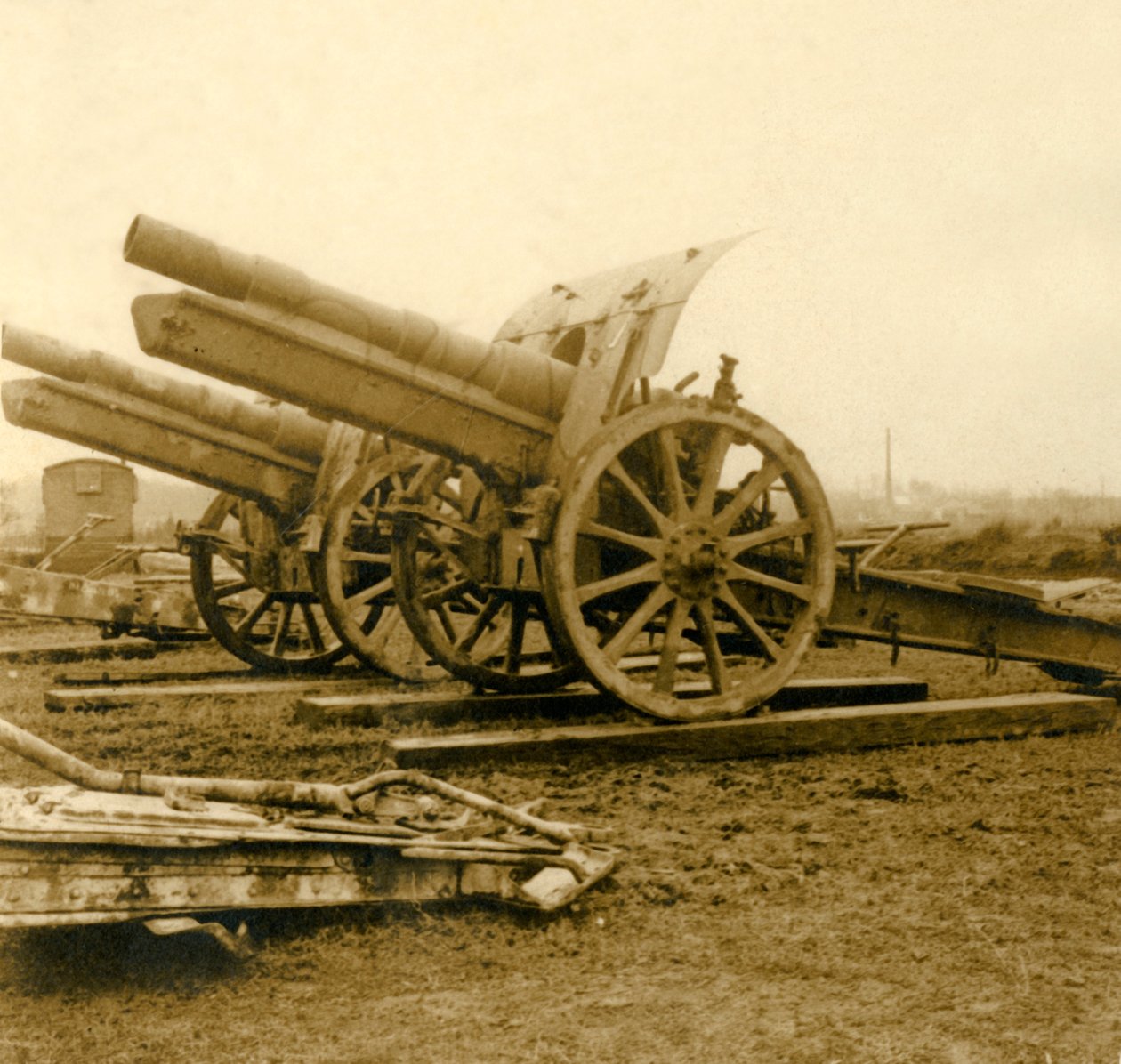 155 बंदूकें, c1914-c1918 द्वारा अज्ञात