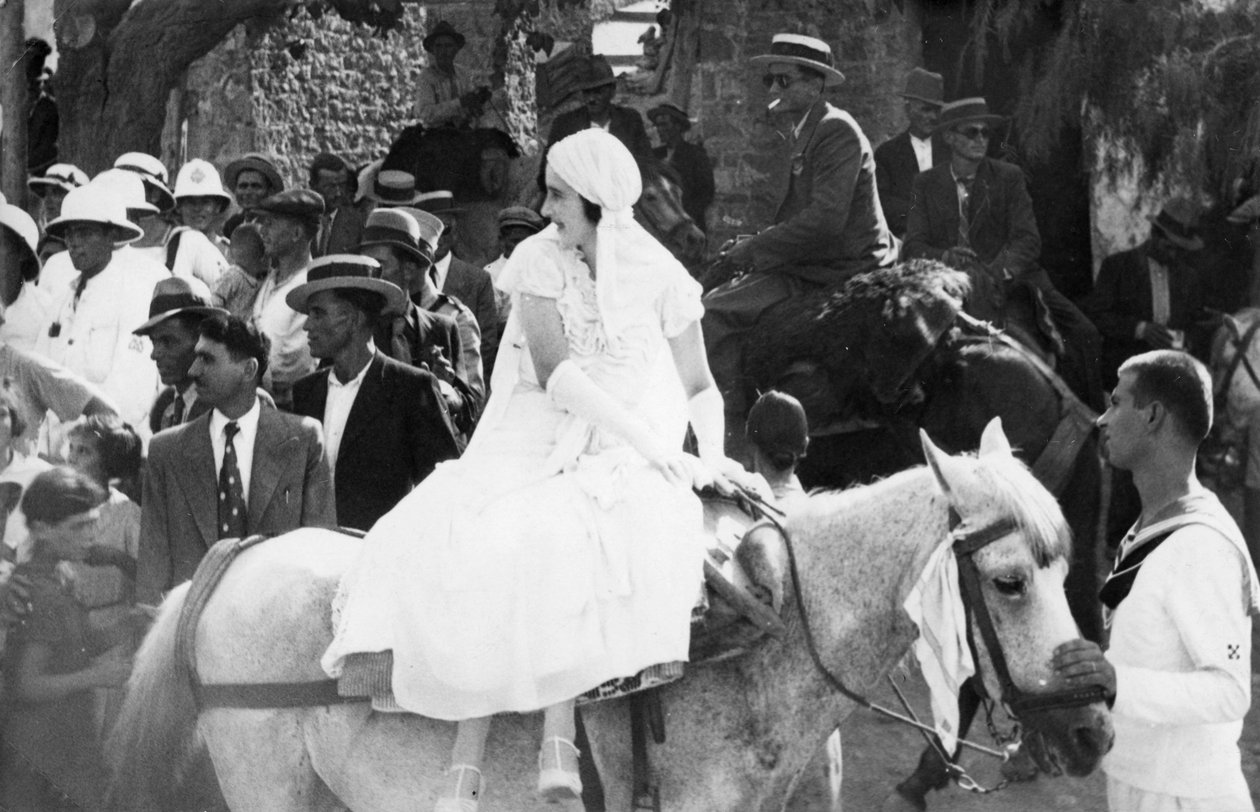 एक ग्रीक नाविकों की शादी, पाइलोस, ग्रीस, 1938 द्वारा अज्ञात