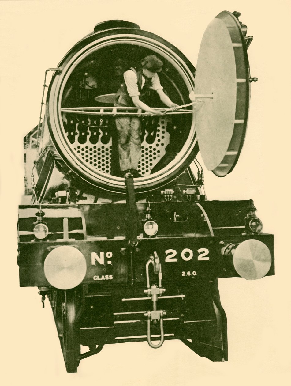 स्मोक-बॉक्स ओपन के साथ एक लंदन और उत्तर पूर्वी मिश्रित इंजन इंजन, c1930। द्वारा अज्ञात