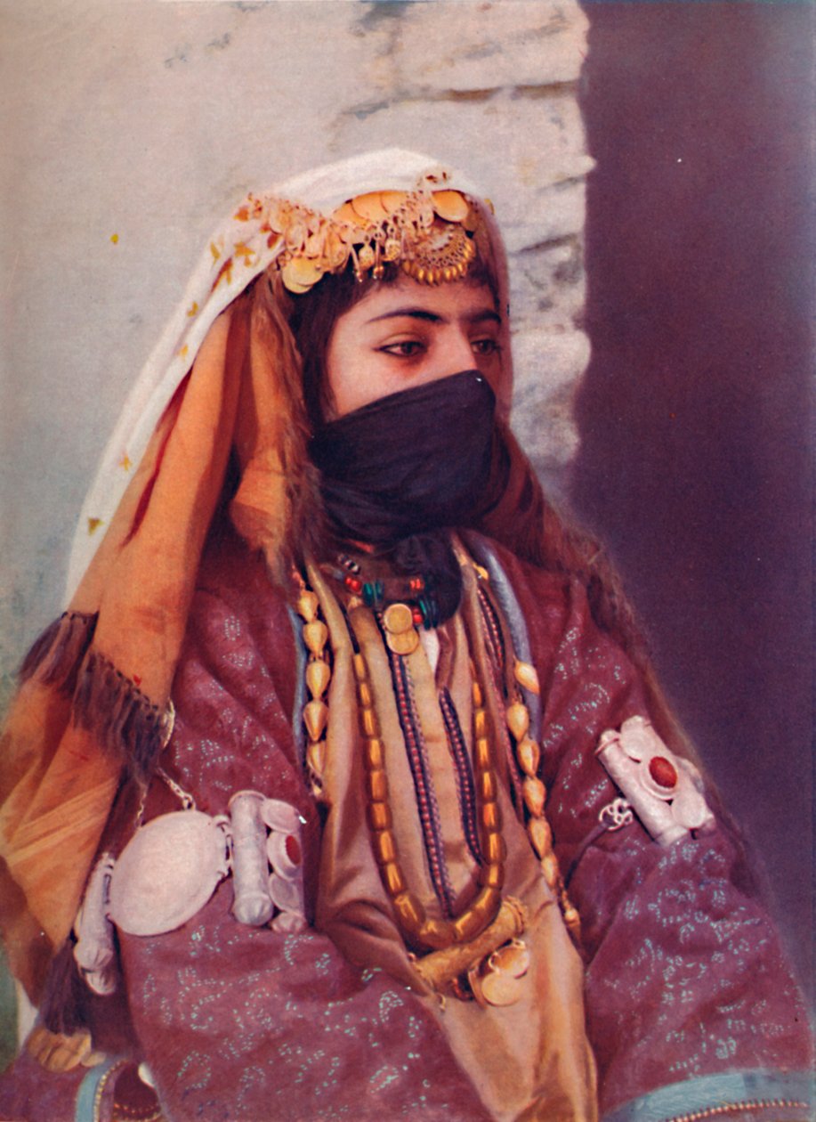 एक फारसी महिला, 1902 द्वारा अज्ञात