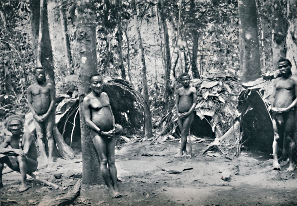 एक पैगी गांव, उत्तर-पूर्व कांगो बेसिन, 1912 द्वारा अज्ञात