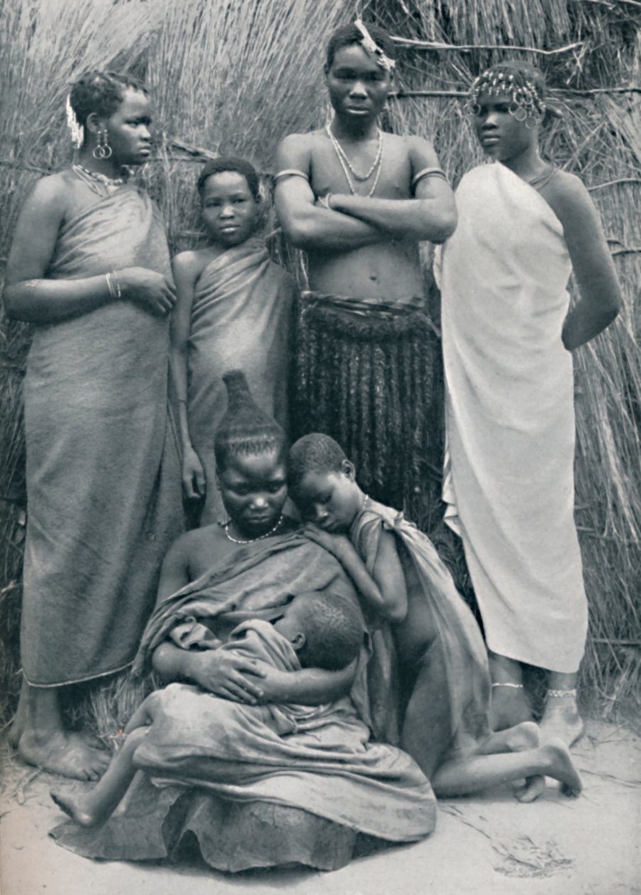 एक ज़ुलु परिवार समूह, 1912 द्वारा अज्ञात
