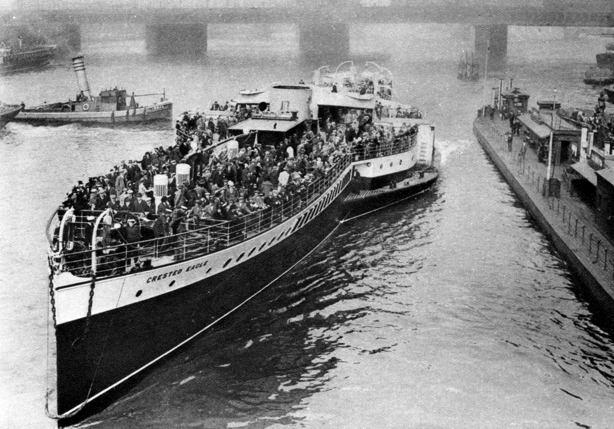 Margate, लंदन, 1926-1927 के लिए एक पैडल स्टीमर पर एक बैंक अवकाश की भीड़ द्वारा अज्ञात