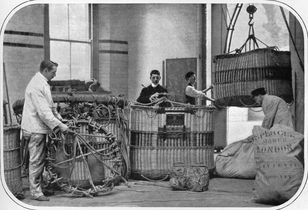 एक गर्म हवा के गुब्बारे के कारखाने का एक कोने, लंदन, c1903 1903 द्वारा अज्ञात