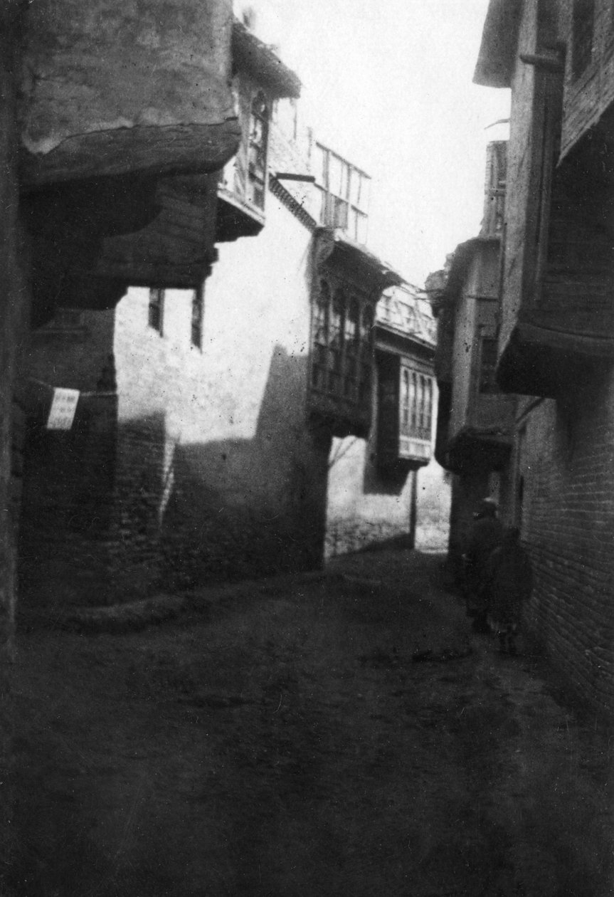 बगदाद, 1918 में एक सड़क द्वारा अज्ञात