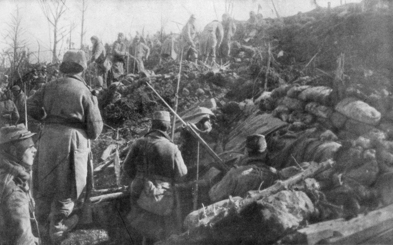 अगस्त 1915 को वेर्डन, फ्रांस के पास जर्मन खाइयों, अपरेज रिज को छोड़ दिया गया द्वारा अज्ञात