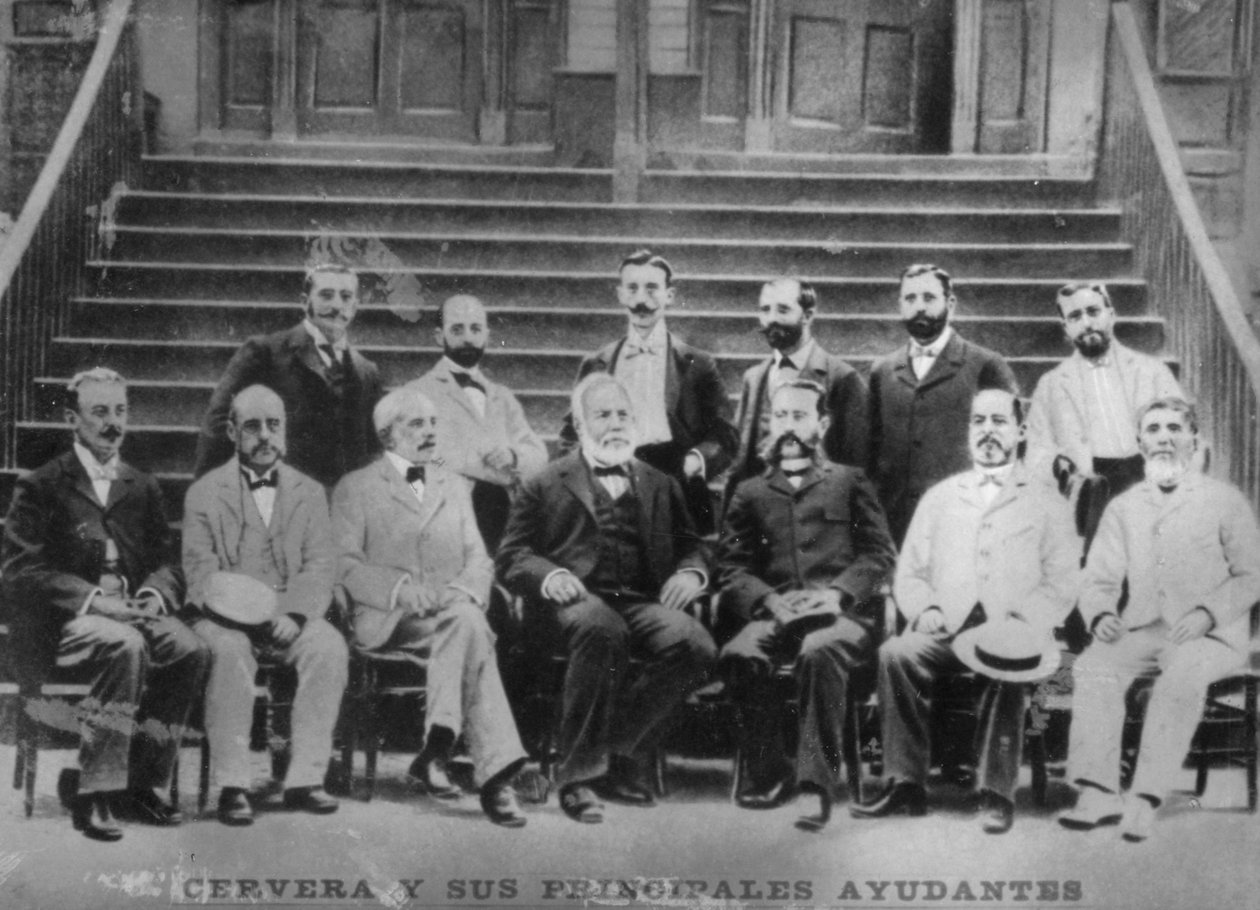 एडमिरल सेरवेरा और उनके कप्तान कैप्टन Eulate, c1910 सहित सिद्धांत अधिकारी द्वारा अज्ञात