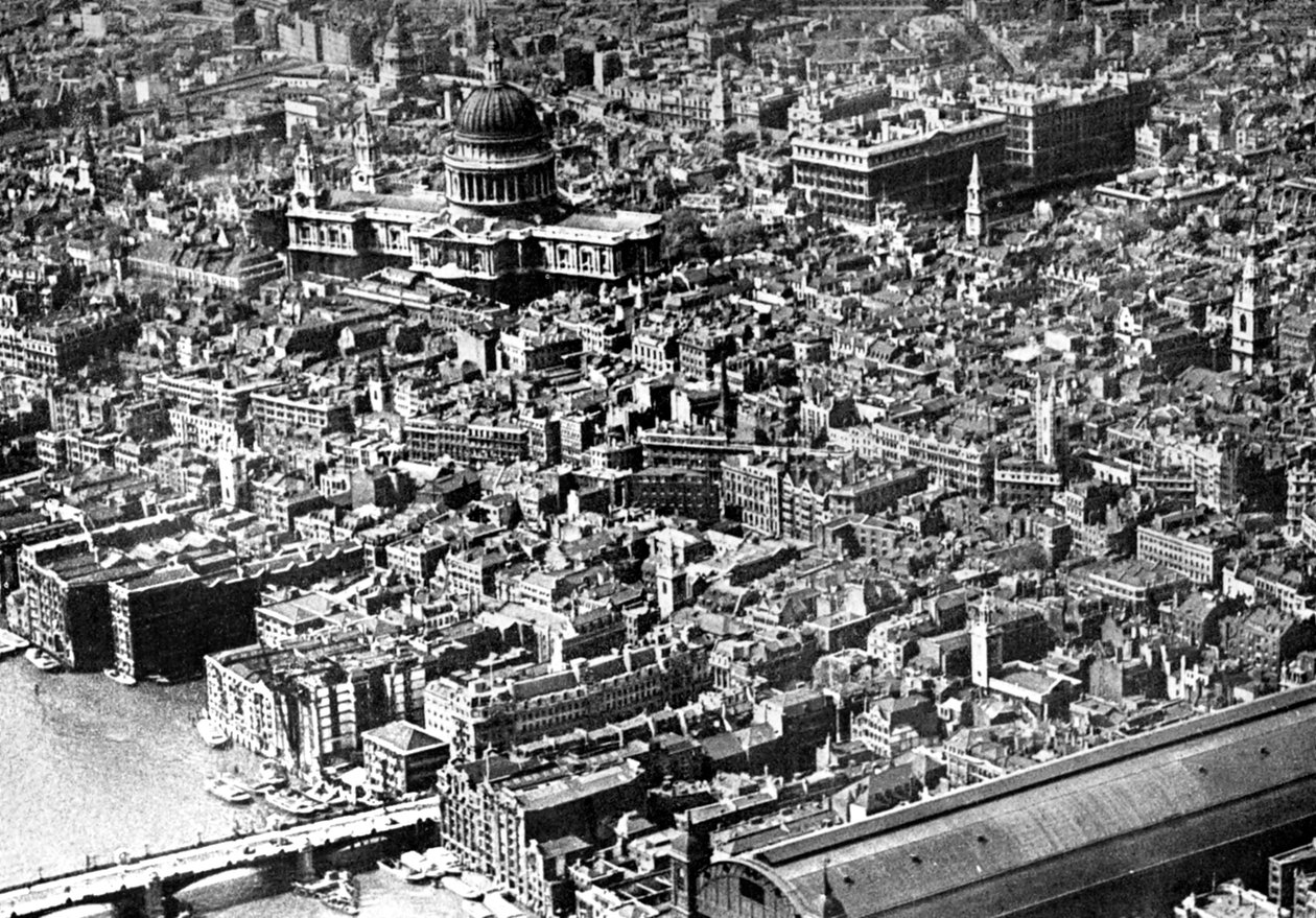 लंदन का हवाई दृश्य, सेंट पॉल कैथेड्रल, 1926 दिखा रहा है द्वारा अज्ञात