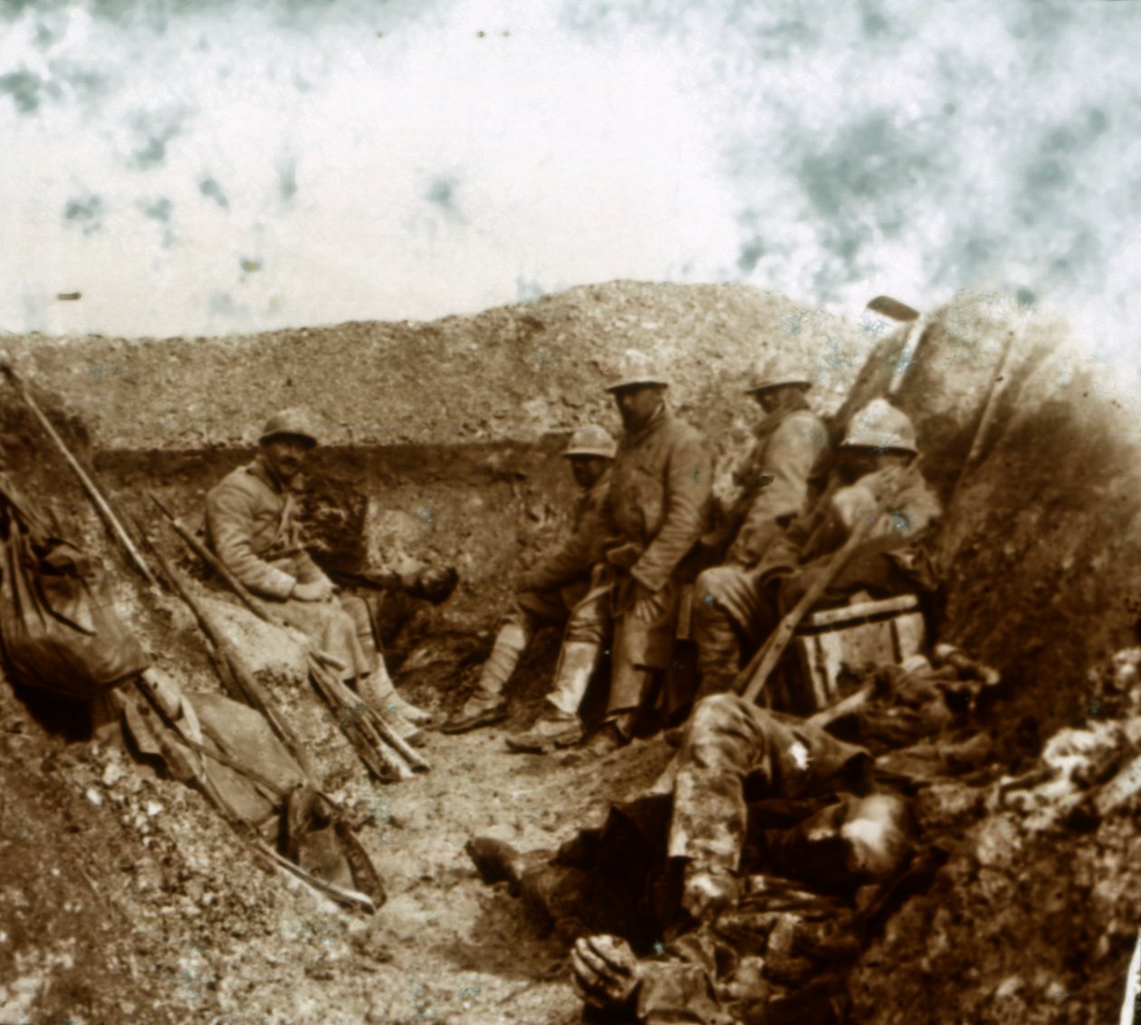 जवाबी हमले के बाद, c1914-c1918 द्वारा अज्ञात