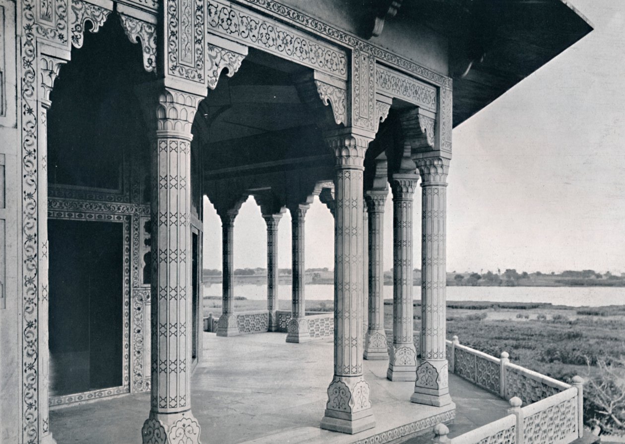 आगरा। जैस्मीन टॉवर की बालकनी, c1910। द्वारा अज्ञात