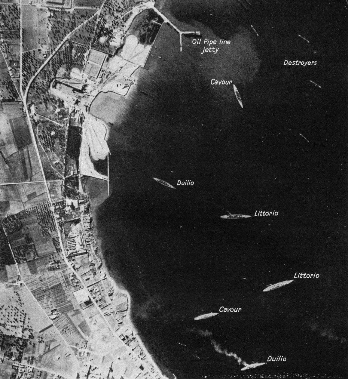 एक टोकरी में उसके सभी अंडे, 1940 1943 द्वारा अज्ञात