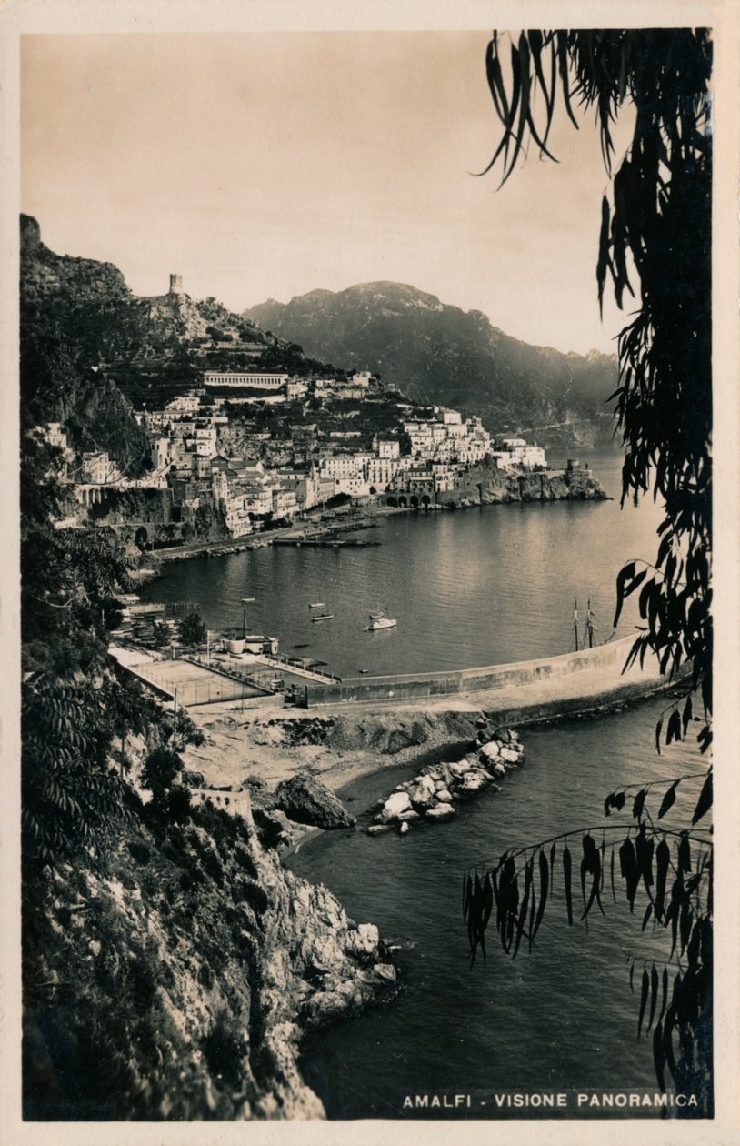 अमाल्फी - नयनाभिराम दृश्य, c1910। द्वारा अज्ञात