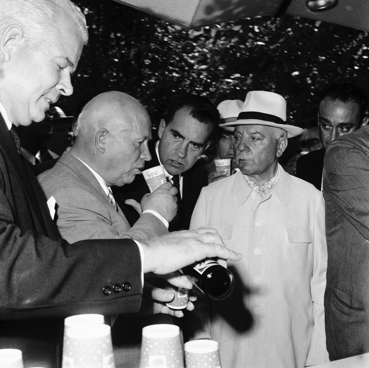 अमेरिकी राष्ट्रीय प्रदर्शनी, मॉस्को, यूएसएसआर, 1959 द्वारा अज्ञात