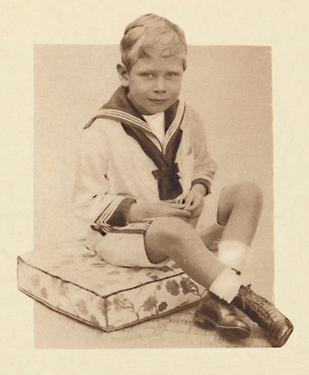 कैरियर-टू-बी होने का संकेत: नाविक-अनुकूल राजकुमार अल्बर्ट, c1900, 1937 द्वारा अज्ञात