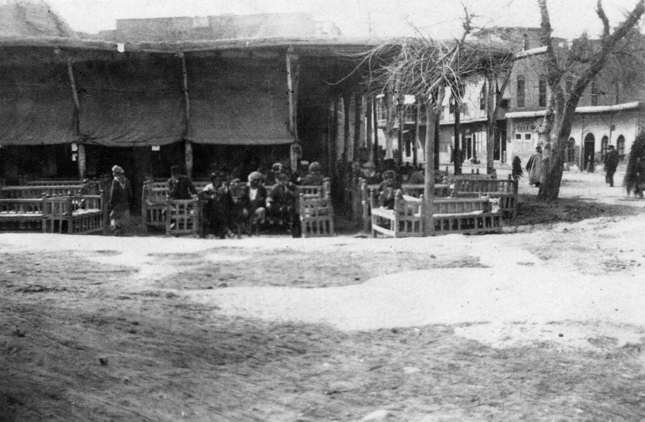 अरब कॉफी की दुकान, बगदाद, मेसोपोटामिया, WWI, 1918 द्वारा अज्ञात