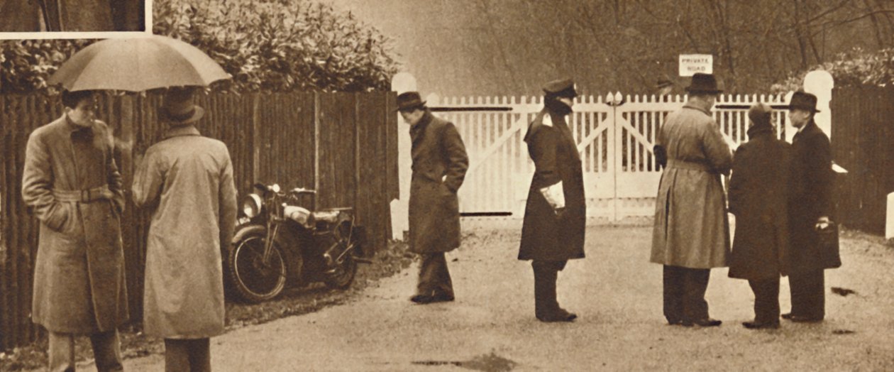 गेट्स, फोर्ट बेल्वेडियर, 1936 1937 में द्वारा अज्ञात