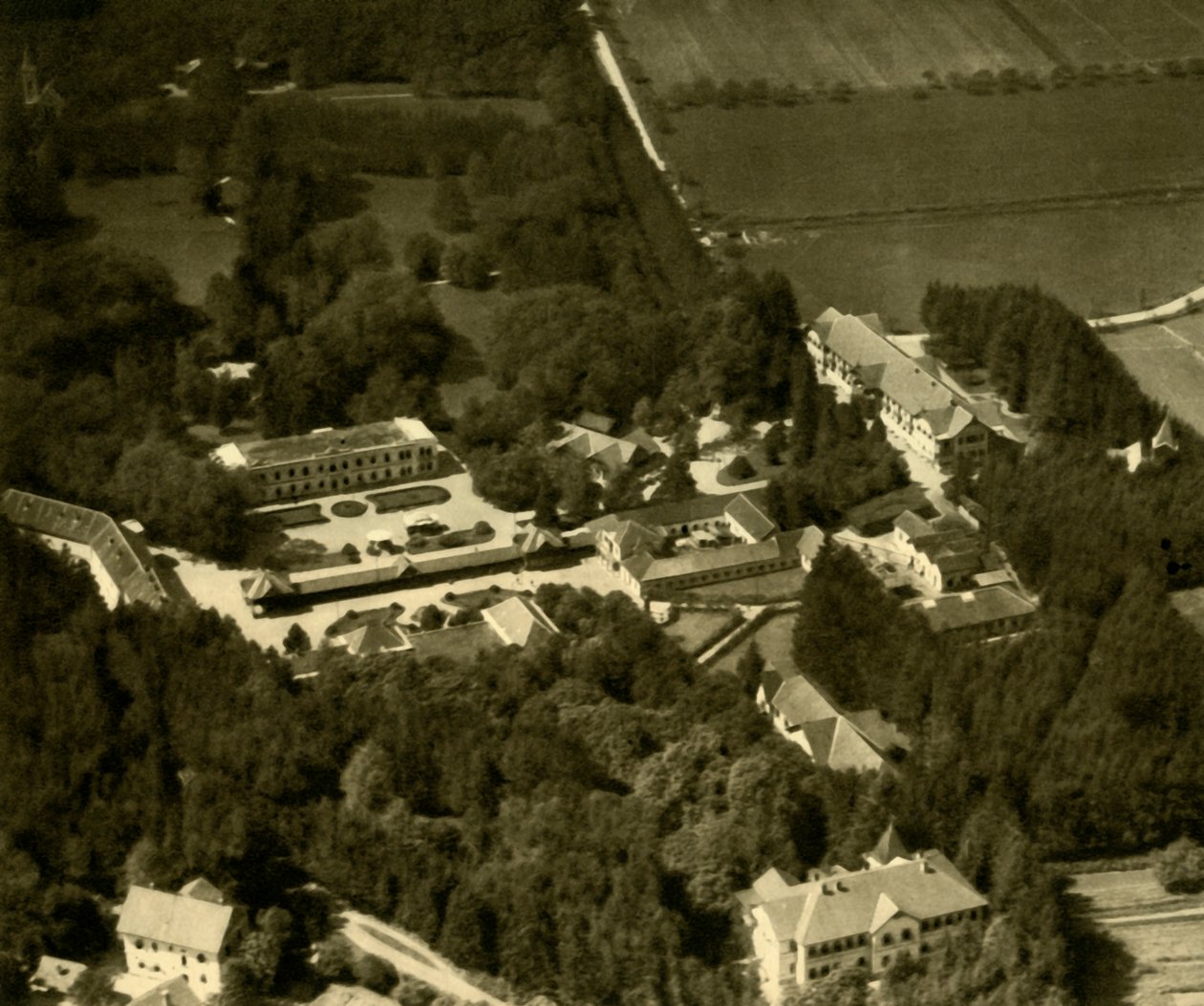 Bad Tatzmannsdorf, Burgenland, ऑस्ट्रिया, c1935। द्वारा अज्ञात