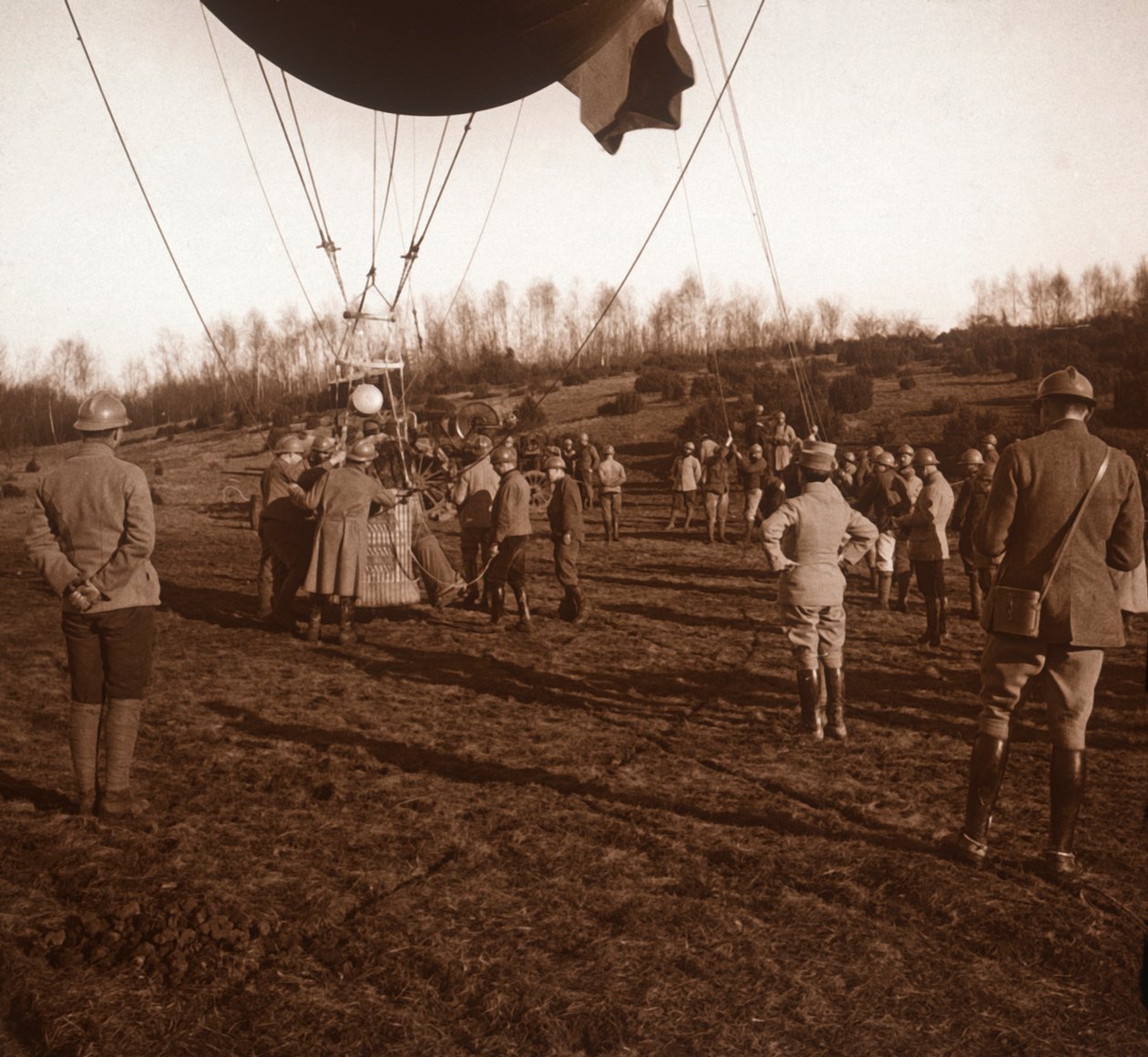 बैराज बैलून की टोकरी, c1914-c1918 द्वारा अज्ञात