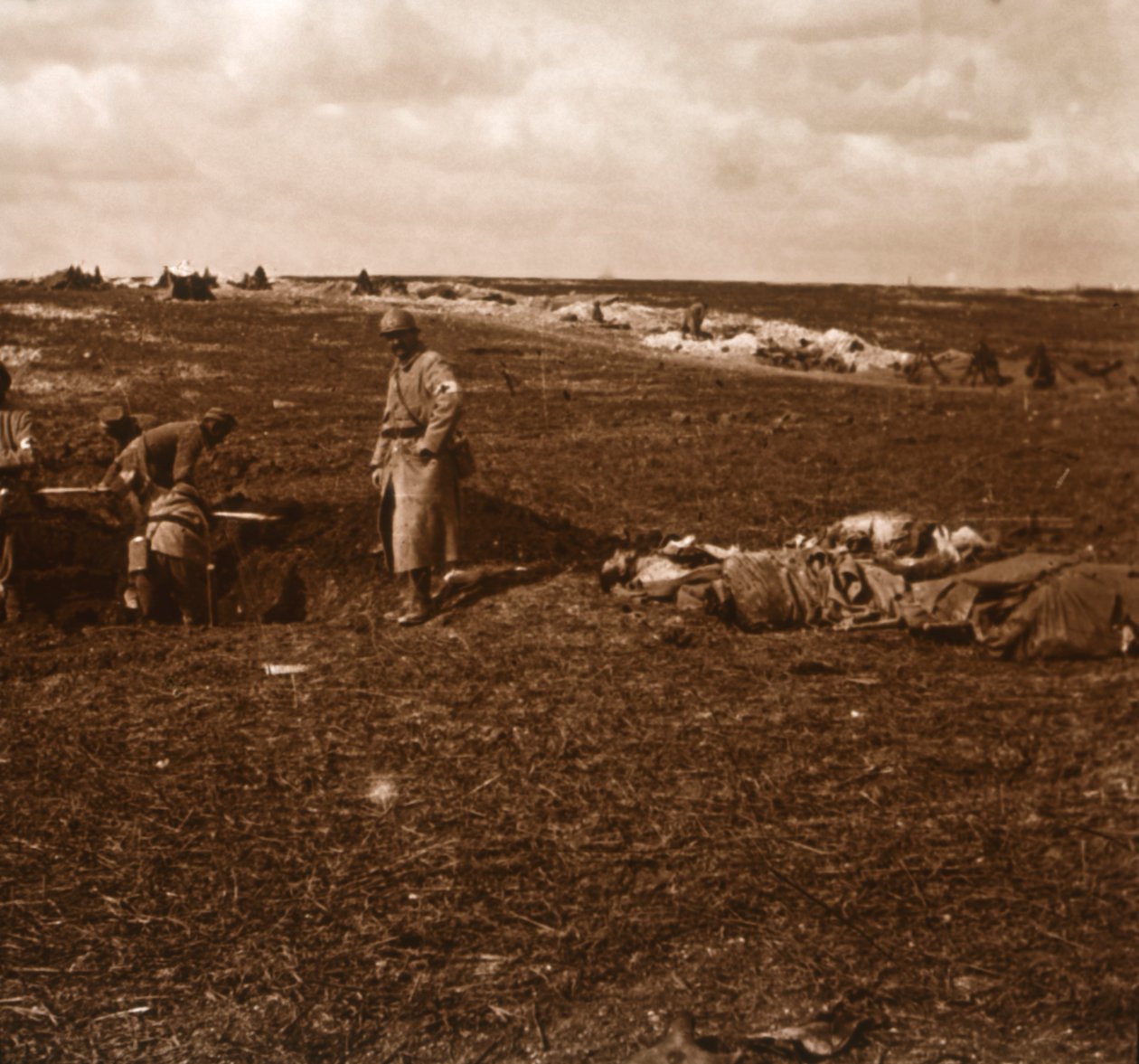 बैटलफील्ड कैंप, लिहंस, उत्तरी फ्रांस, c1914-c1918 द्वारा अज्ञात