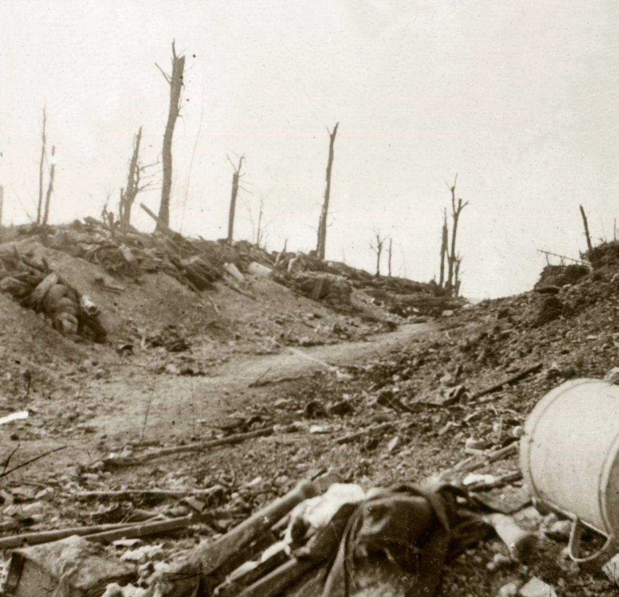 चुलनेस से पहले, सोमे, उत्तरी फ्रांस, c1914-c1918 द्वारा अज्ञात