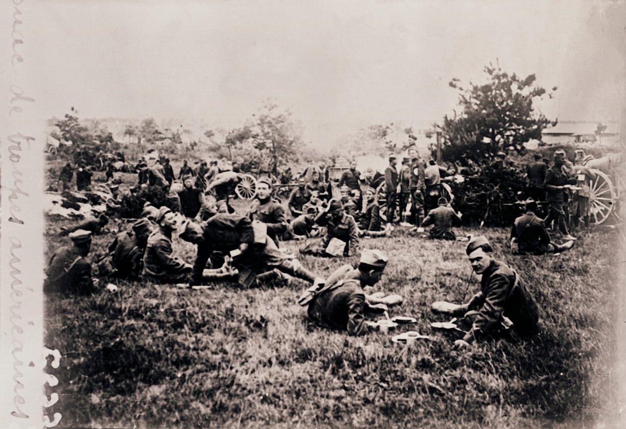अमेरिकी सैनिकों का Bivouac, c1914-c1918 द्वारा अज्ञात