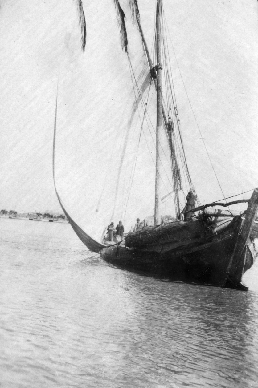 टिगरिस नदी पर नाव की स्थापना, मेसोपोटामिया, 1918 द्वारा अज्ञात