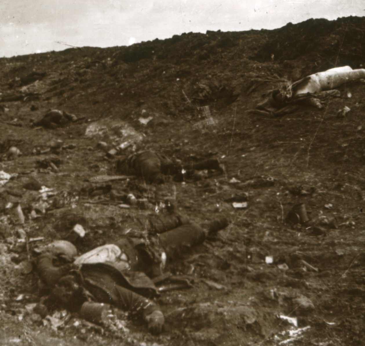 बॉडी, सोमी, उत्तरी फ्रांस, c1916-c1918 द्वारा अज्ञात