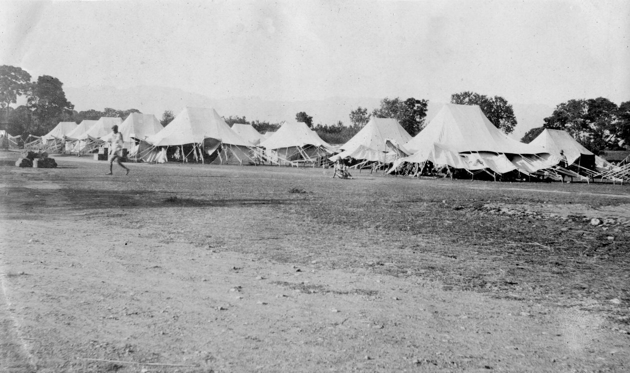 ब्रिटिश सेना का घेरा, देहरादून, भारत, 1917 द्वारा अज्ञात