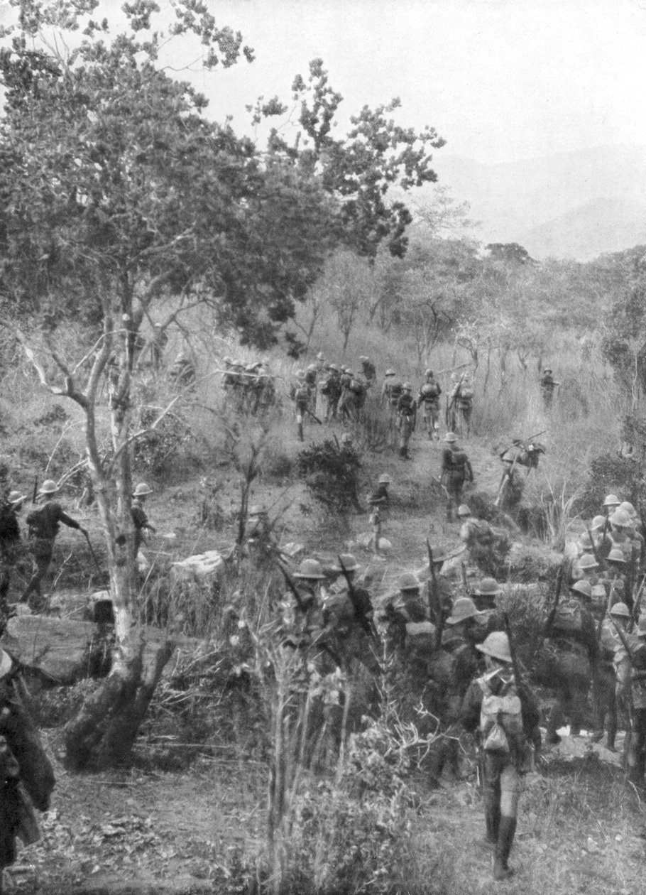 जर्मन ईस्ट अफ्रीका, प्रथम विश्व युद्ध, 1915 की सीमाओं पर झाड़ियों में ब्रिटिश सैनिक द्वारा अज्ञात