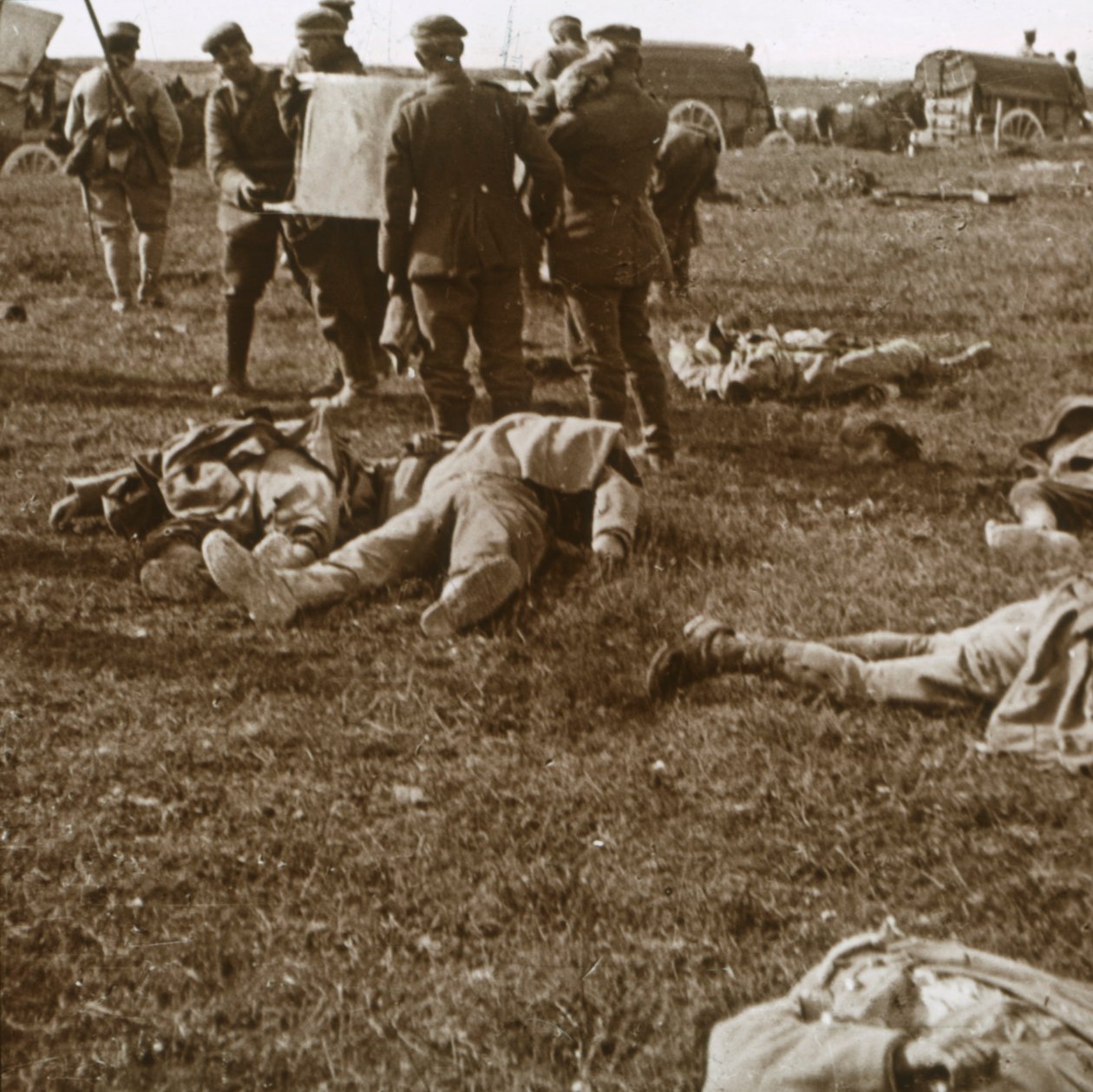 दफनाने वाले निकाय, सैंटे-मैरी-ए-पाय, उत्तरी फ्रांस, c1914-c1918 द्वारा अज्ञात